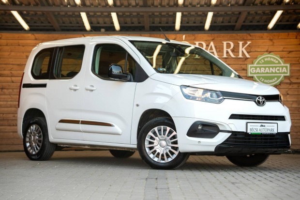 Toyota Proace City Verso 1.2T Combi L1H1 [7 sze...